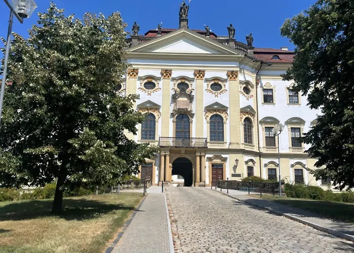 Olomouc Tovéř *